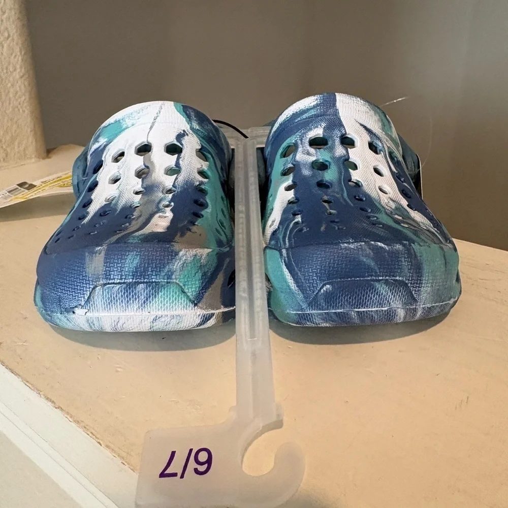 Joybees Clogs Blue Kids Toddler Size 6/7 Slip-On Comfort Sandals Lightweight